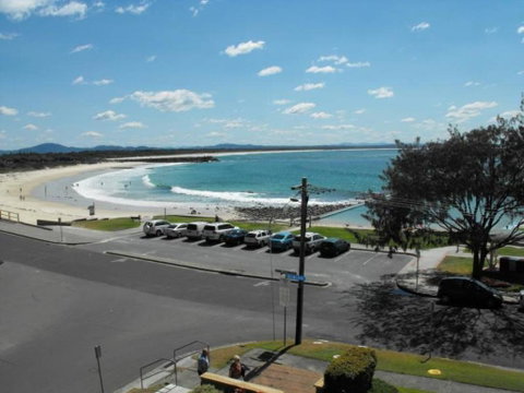 Beachpoint, Unit 202, 28 North Street - Tourism Canberra 1