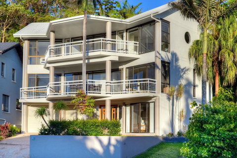 BEACHSIDE MANOR - Walk To The Beach - Tourism Canberra 0