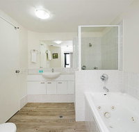 Beachside Neptune Resort Apt Upgraded