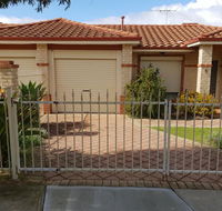 Beachside Retreat - Tourism Canberra