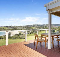 Beachview - walking track straight down to the beach - Tourism Canberra