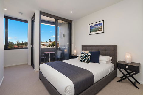 Beau Monde Apartments Newcastle - The Herald - Tourism Canberra 0