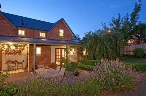 Bellerive House - Tourism Canberra 0