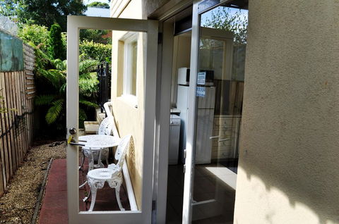 Belton Apartments - The Studio - Tourism Canberra 2