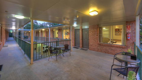 Bent Street Motor Inn - Tourism Canberra 1