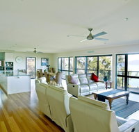 Berringar 71 Green Point - Tourism Canberra