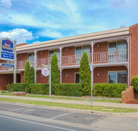 BEST WESTERN Burke And Wills Motor Inn - Tourism Canberra