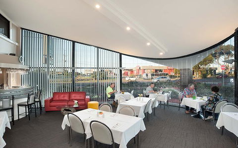 Best Western Mahoneys Motor Inn - Tourism Canberra 1