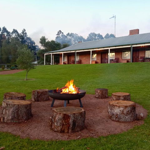 Blackwood Valley Suites - Tourism Canberra 0