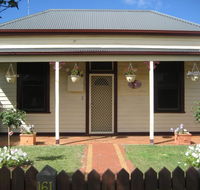 Bloomsbury Cottage - Tourism Canberra