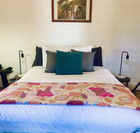 Blue Duck Cottage Village Comfort Fireplace - Tourism Canberra