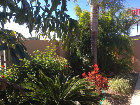 Bluewater Harbour Motel - Tourism Canberra 3