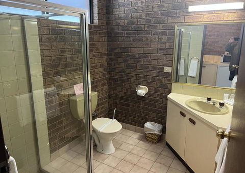 Tocumwal Early Settlers Motel - Tourism Canberra 1