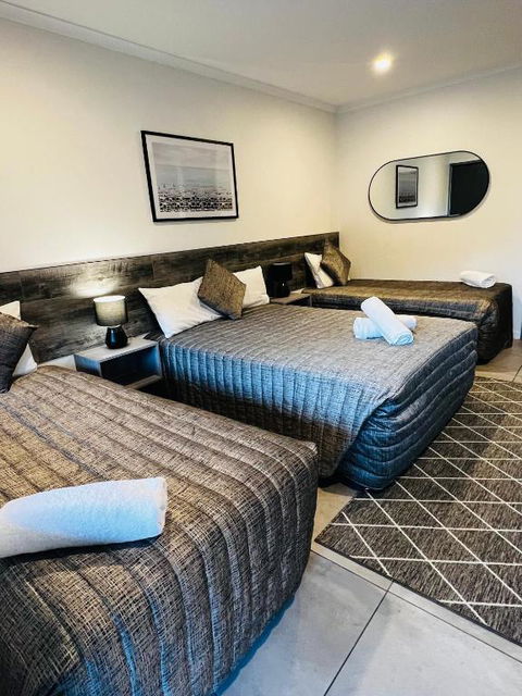 Y Motels Gympie - Tourism Canberra 3