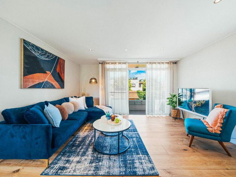 XQ Collection Saltwater Bondi Beach - Tourism Canberra 0