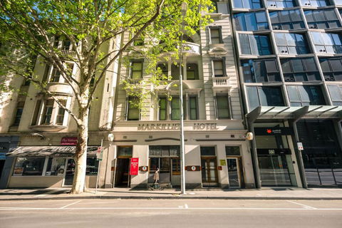 YHA Melbourne Central - Tourism Canberra 0