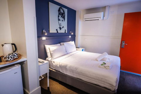 YHA Melbourne Central - Tourism Canberra 1