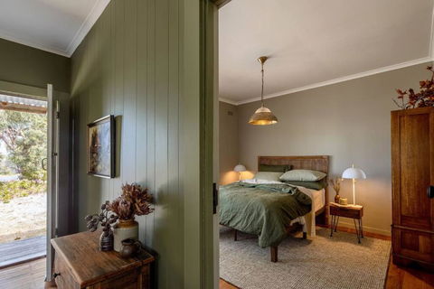 Your Tasmanian East Coast Seaside Getaway - Tourism Canberra 2