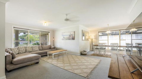 Yamba Family Seascape - Tourism Canberra 1