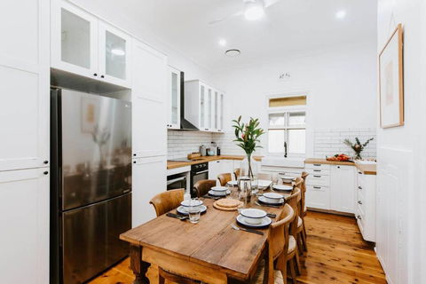 Yarranvale On Gladstone - A Gorgeous Country Abode - Tourism Canberra 3