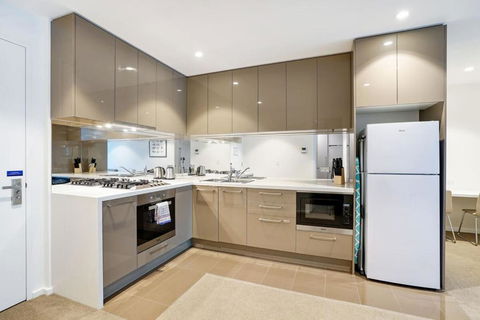 Your Own Oasis - Quiet One Bedroom Apt Near Crown - Tourism Canberra 3
