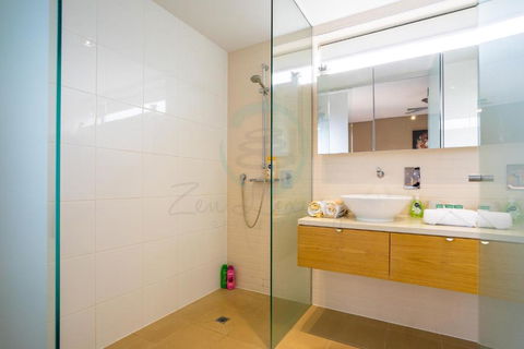 ZEN PARADISE - 2-BR Waterfront Ocean View Retreat - Tourism Canberra 2