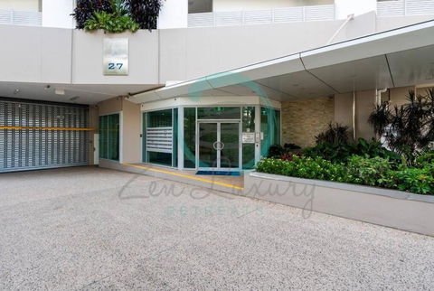 ZEN Tree Blossom: 3-BR Luxury Apt Near Waterfront - Tourism Canberra 1