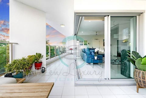 ZEN Tree Blossom: 3-BR Luxury Apt Near Waterfront - Tourism Canberra 3