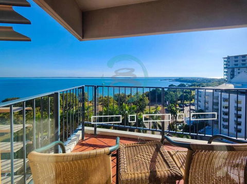 ZEN88 ESPLANADE: 1-BR Top Floor Ocean View Suite - Tourism Canberra 0