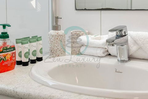 ZEN Nightcliff Foreshore 2-BR Cozy & Quiet Getaway - Tourism Canberra 1