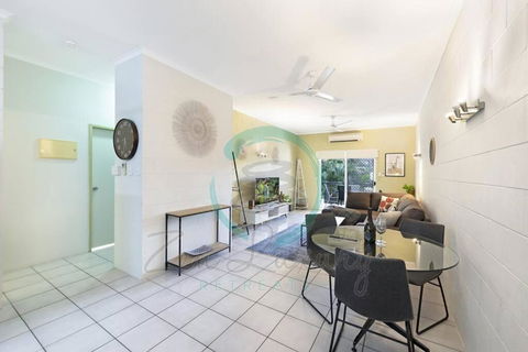 ZEN Westralia: 2-BR Cozy Inner-City Apt Near Shops - Tourism Canberra 3
