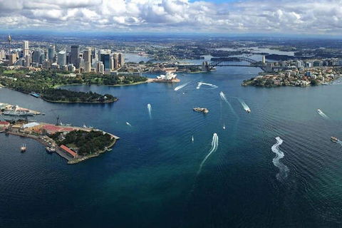 Helicopter Flight Over Sydney And Beaches - 20 Minutes - Tourism Canberra 3