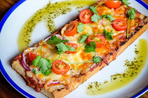 Food Tour Melbourne - St Kilda - Tourism Canberra 1