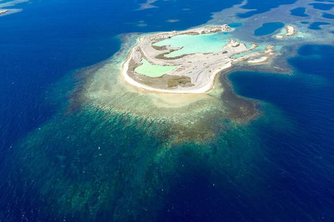 Abrolhos Islands Fixed-Wing Scenic Flight - Tourism Canberra 4