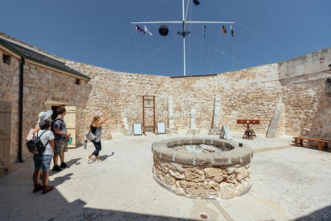 Private City Kickstart Tour: Fremantle Icons & Gems Of Perth - Tourism Canberra 0