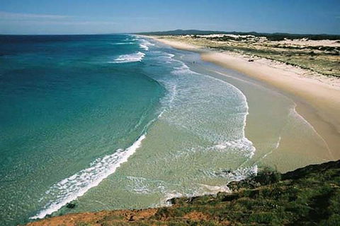 Full-Day Moreton Island 4x4 Sightseeing Tour - Tourism Canberra 2