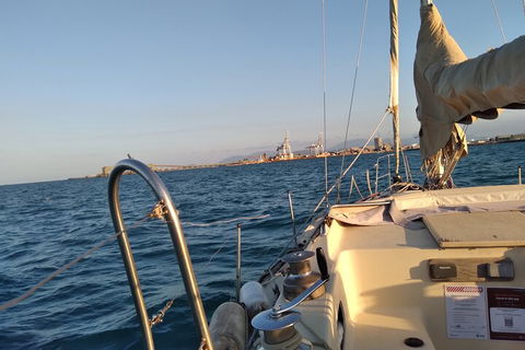 Townsville Small Group Early Morning Sailing Cruise Boat Tour Charter Hire - Tourism Canberra 2