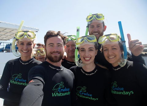 Great Barrier Reef Day Cruise To Reefworld - Tourism Canberra 4