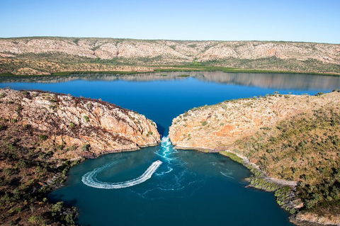 Buccaneer Explorer - Tourism Canberra 4