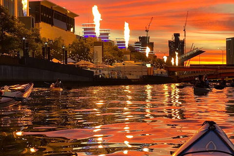 Melbourne Sunset Kayaking Experience With Dinner - Tourism Canberra 4