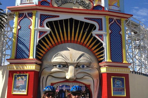 Melbourne Bike Tour With Lunch - Tourism Canberra 1