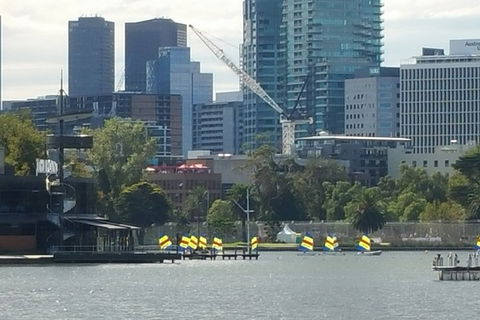 In And Around Melbourne - Tourism Canberra 1