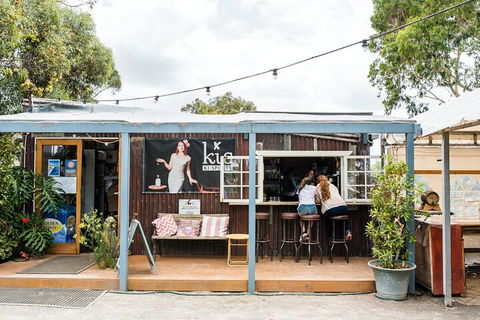 Heritage, Wine & Gin Tours - Tourism Canberra 4
