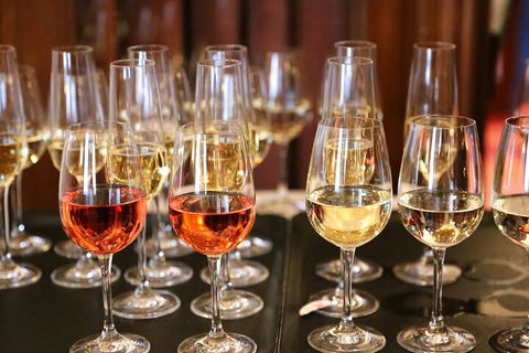 Yarra Valley, Dandenong Ranges Inc. Lunch With Wine,plus Morning Tea,chocolate - Tourism Canberra 5