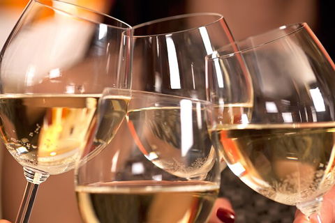 Yarra Valley Wine Tour Inc Lunch With A Glass Of Wine, Tastings And Chocolate - Tourism Canberra 5