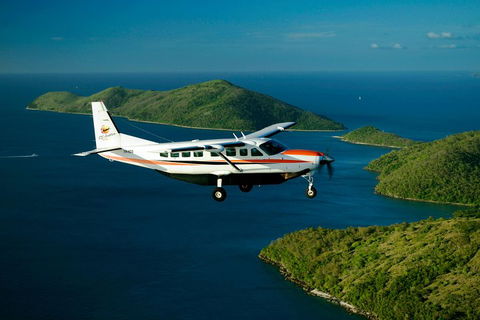 Reef And Island Scenic Flight From Airlie Beach - Tourism Canberra 3