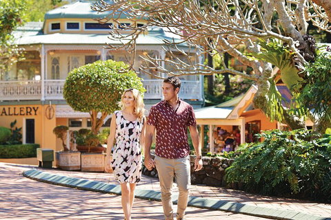 Sunshine Coast Signature High Tea And Wine Experience (Min 6 Adults) - Tourism Canberra 5