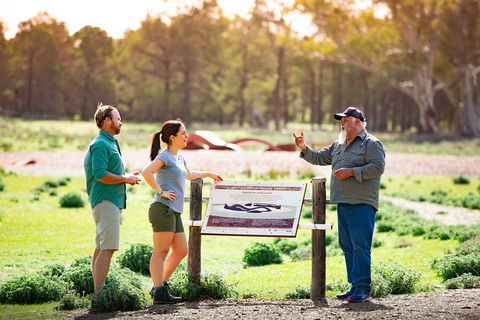 Yura Udnyu - Our Culture, Your Culture (Aboriginal Cultural Walk) - Tourism Canberra 3