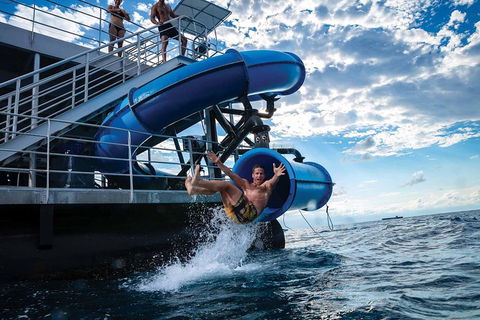 Outer Reef Pontoon Experience From Cairns - Tourism Canberra 3